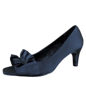 Vaneli Women Di Notta Pleated Peep Toe Black Fabric Pump 7 Gently Used 2025